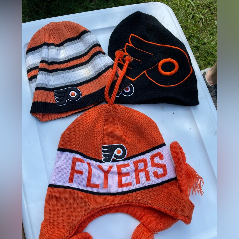 Phillies flyer hats